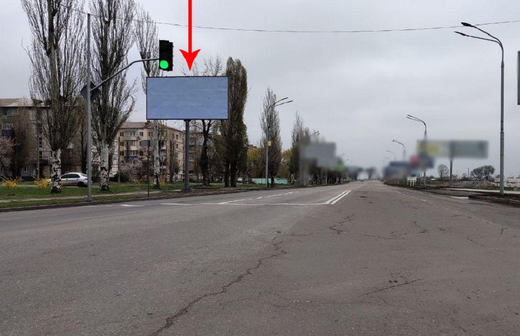 Билборд Павлоград,  вул. Дніпровська, в районі б.123, біля світлофора