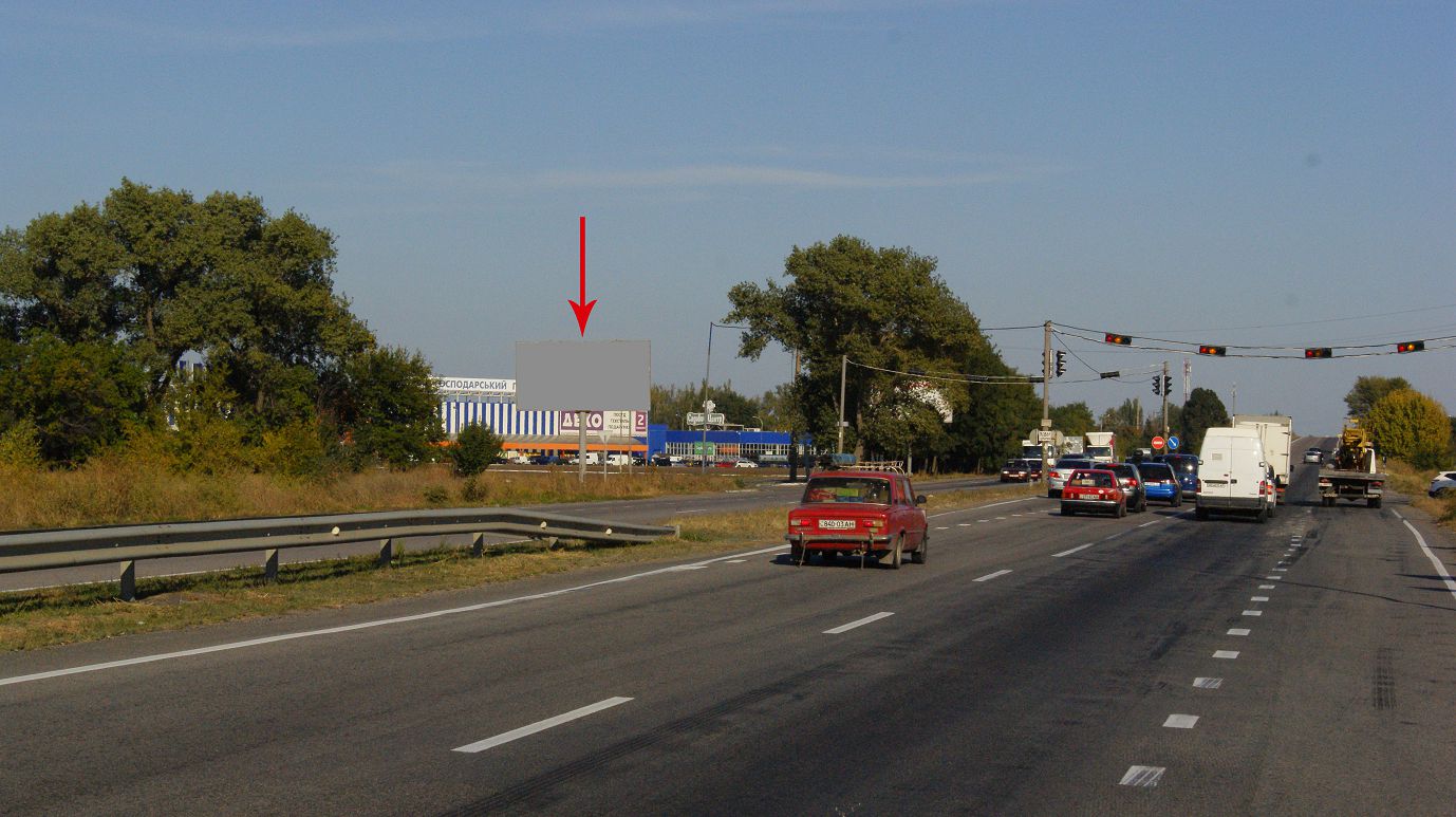 Billboard Pidgorodne,  Avtodoroga M04 (Donec'ke sose, Epicentr), bila svitlofora
