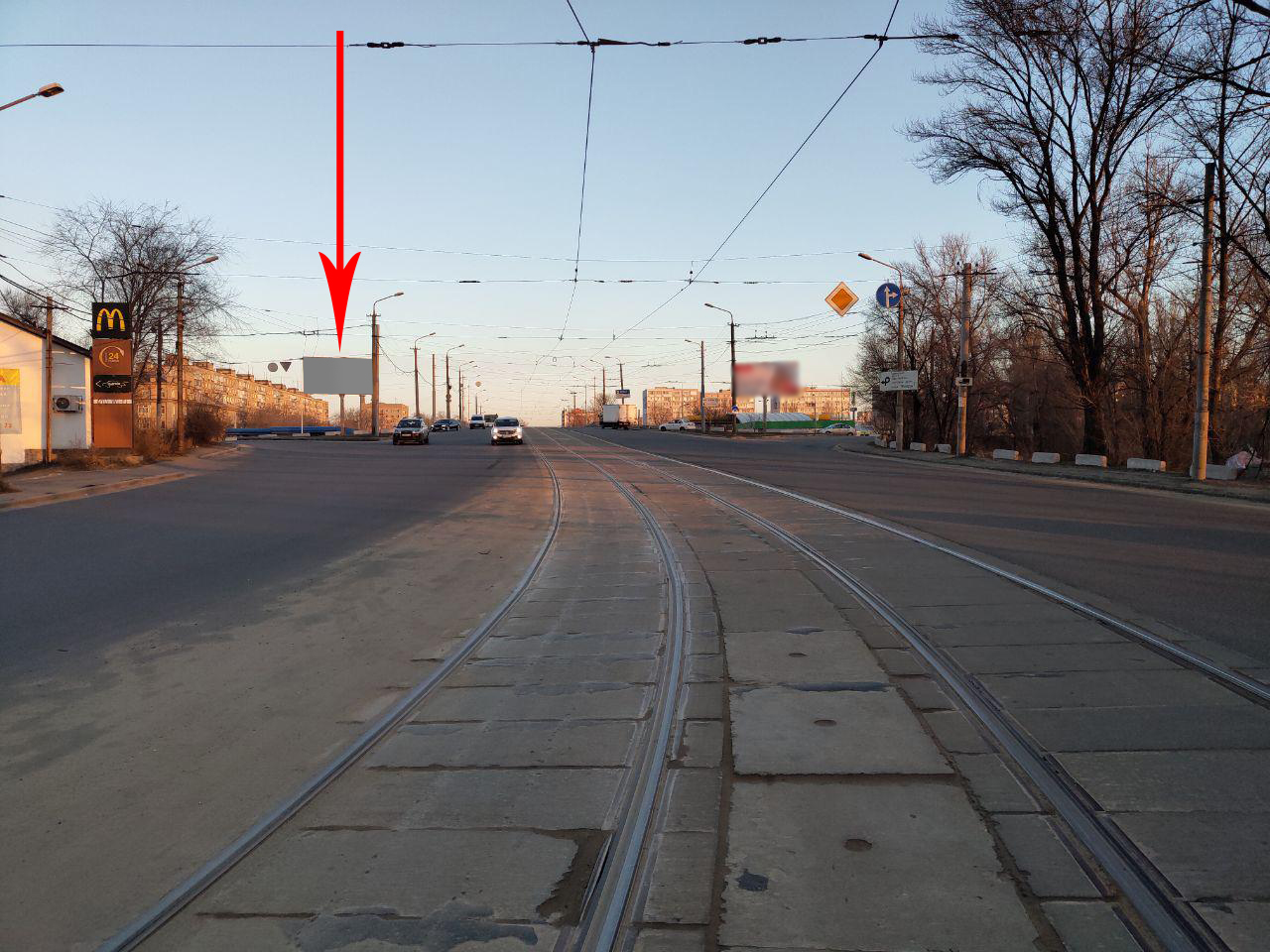 Billboard Dnipropetrovsk,  prosp. Manujlivs'kij (Voroncova) zaizd na prosp. Slobozans'kij (Pravda) Sina AZS