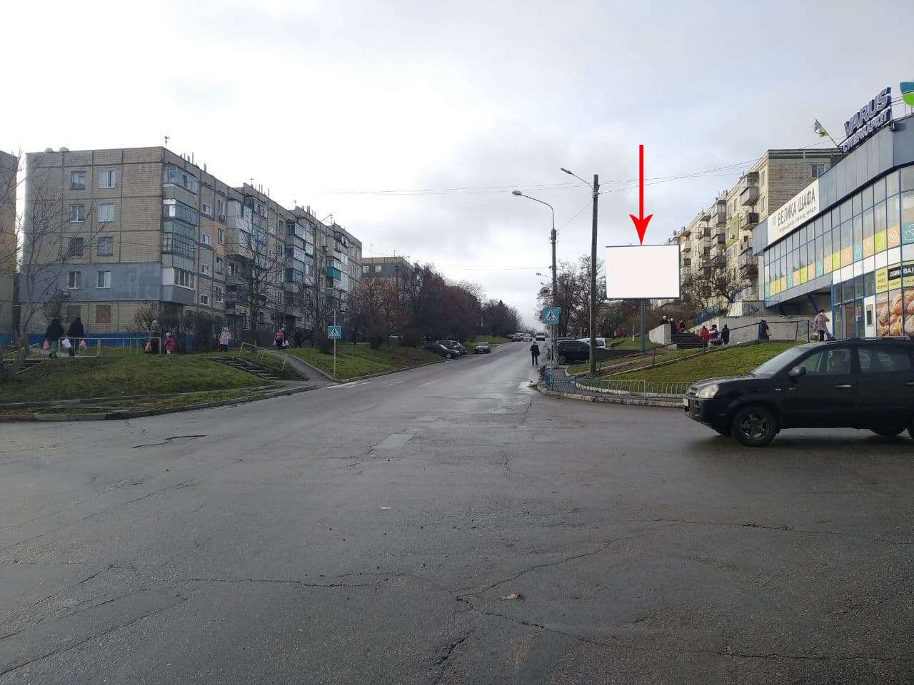 Білборд, бігборд (борд)  Нікополь,  на перехресті вул. В.Усова та вул. Шевченка