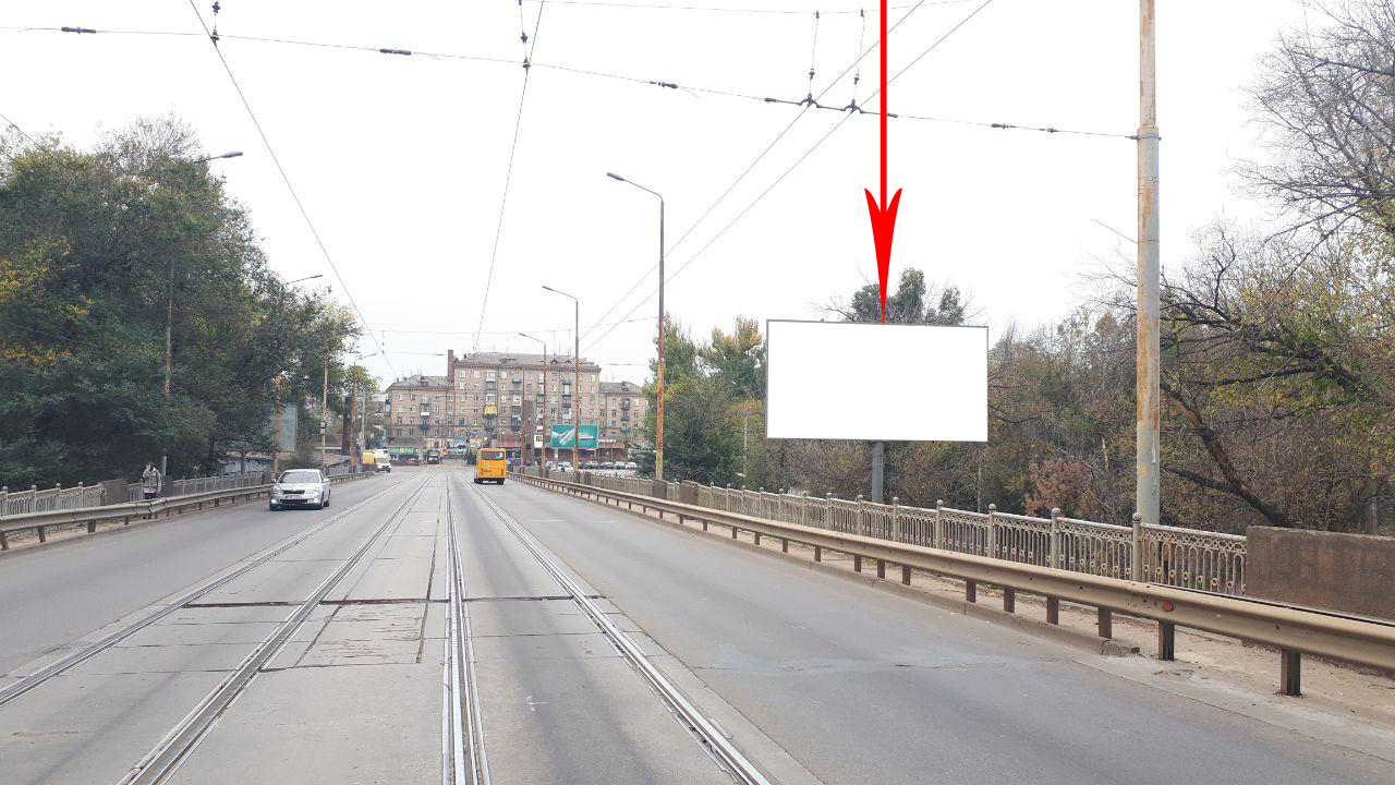 Білборд, бігборд (борд)  Дніпропетровськ,  з'їзд з Амурського мосту на Правий берег