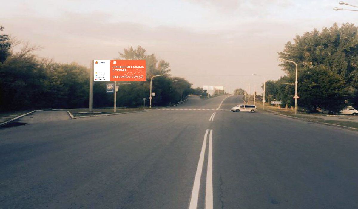 Билборд Павлоград,  вул. Дніпровська - вул. Тельмана, біля світлофора