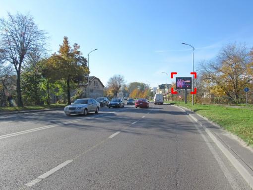 Видеоборд Львов,  вул. Липинського, - вул. Сінна, 30,  розмір 2,3 х 3,2 м  екран