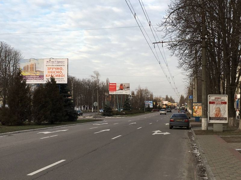 Billboard Kremenchuk,  prosp. Svobodi, 120/25, perehr. z provulkom Tolstogo