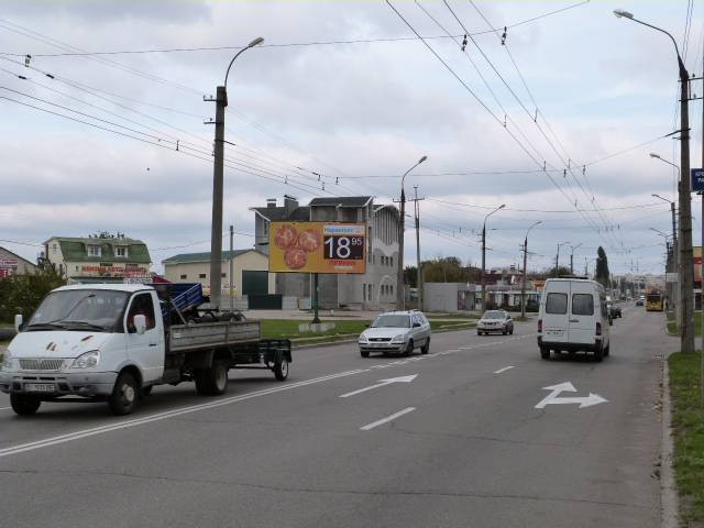 Billboard Kremenchuk,  prosp. L.Ukrainki, perehr. z st. Kozac'kou, 5, navproti supermarket <<MarketOpt>> ta SK "Sport Lajf", napramok z centru