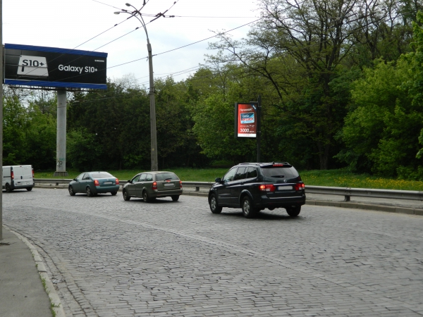Billboard Kyiv,  Подільський узвіз в напр. Кирилівська вул. (Фрунзе), стадіон "Спартак"