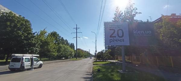 Білборд, бігборд (борд)  Ужгород,  м.Ужгород, вул. Героїв 128-ї бригади (8 Березня), 34 в сторону