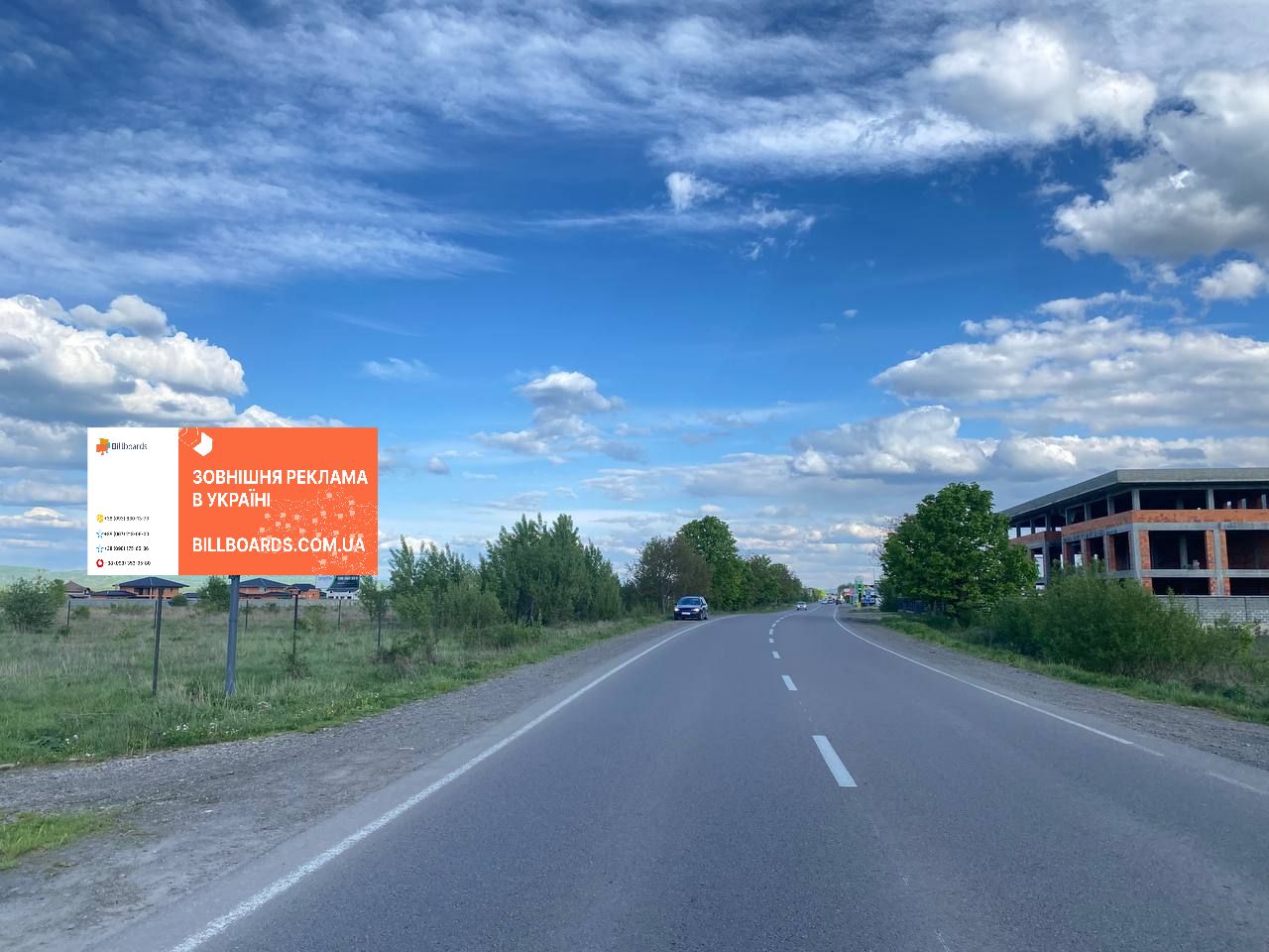 Билборд Тячев,  В'їзд в м. Тячів, біля АЗС UPG, Маркет, супермаркету Барва зі сторони м. Хуст, траса Мукачево-Рогатин