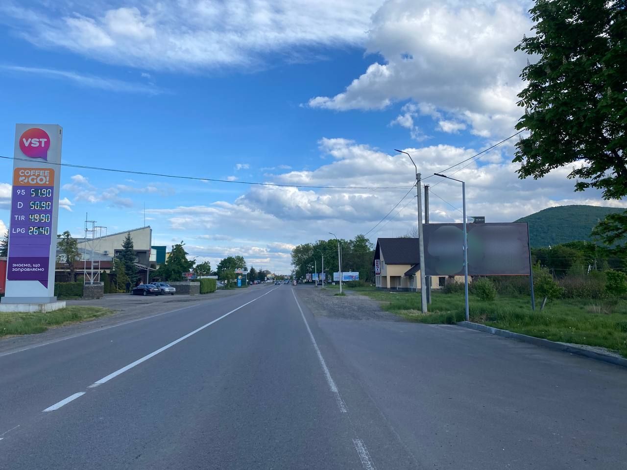 Билборд Тячев,  м. Тячів вул. Армійська,  біля стадіону,  ресторан «Оксана» та автомийки Мукачево-Рогатин
