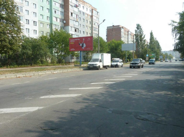 Billboard Ivano-Frankivsk,  Ivana Pavla II   No3    navproti ATB do Epicentru