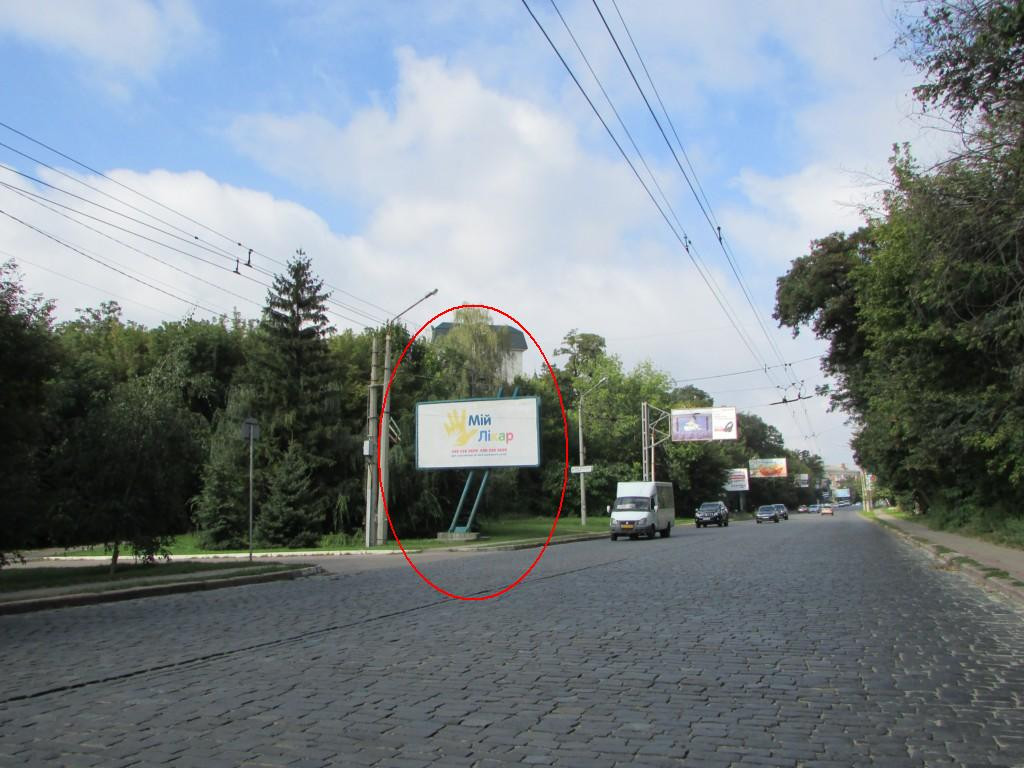 Billboard Poltava,  Nebesnoi Sotni st. (Lenina) ta Persotravnevij prov.