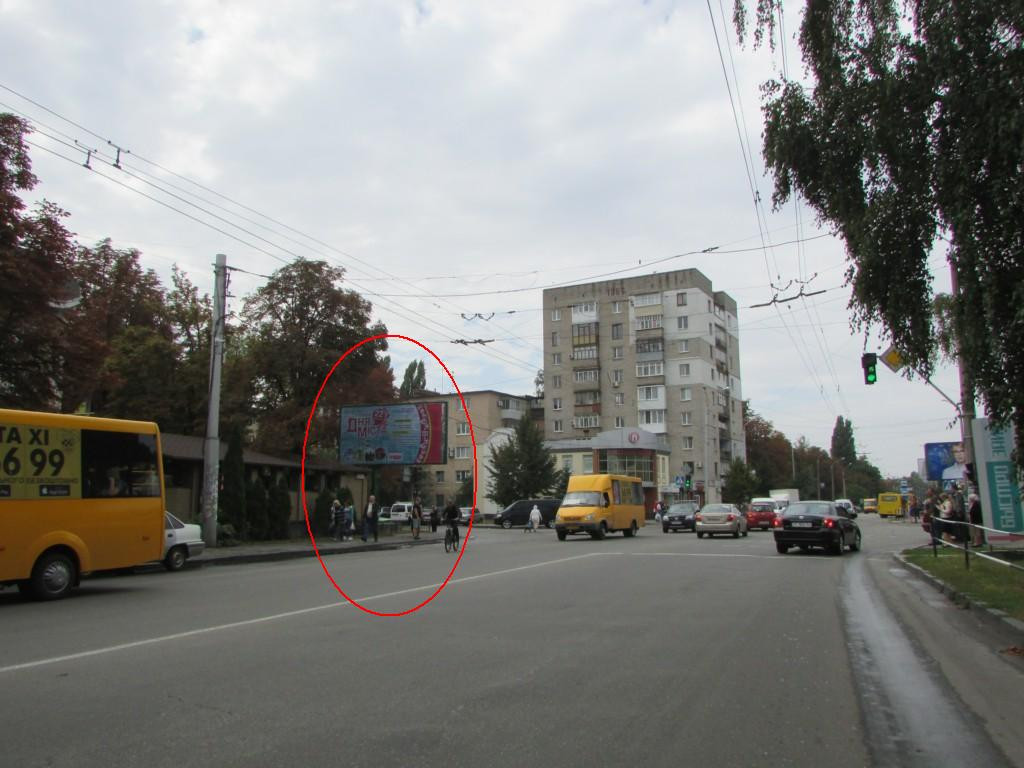 Billboard Poltava,  I.Mazepi st. (Kalinina) ta Grusevs'kogo st. (perehr.)