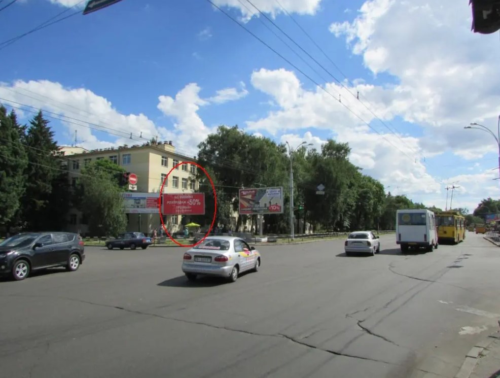 Prismatron, prism Poltava,  Evropejs'ka st. (Frunze) - Sevcenko st.(perehid)