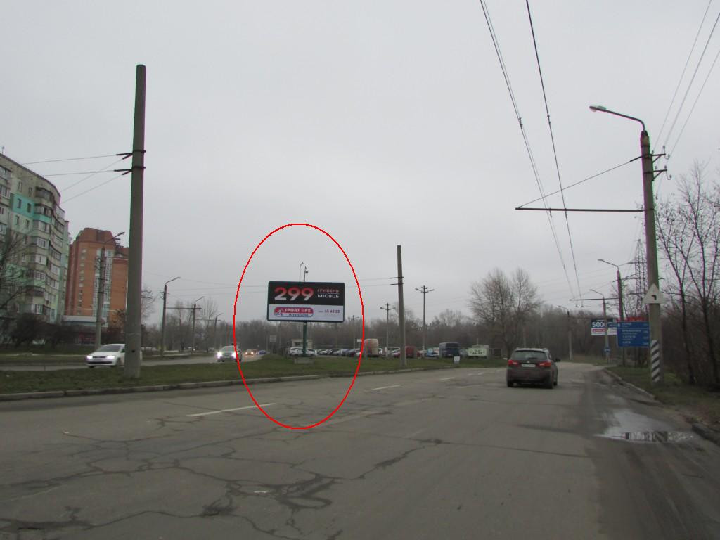 Billboard Poltava,  Miru prosp. (avtostoanka)(v centr)