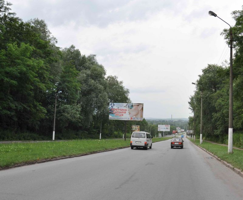 Билборд Черновцы,  вул. Ізмайлівська (Калинівський ринок)