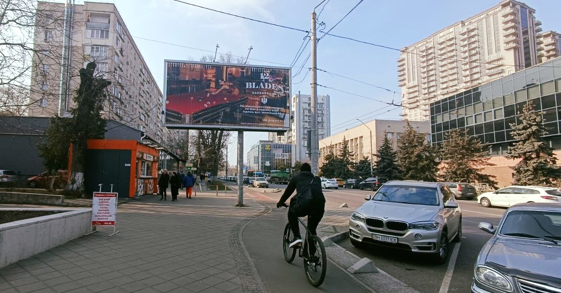 Призма Одесса,  вул. Черняховського, 3  -  вул. Шовкуненко (призма)