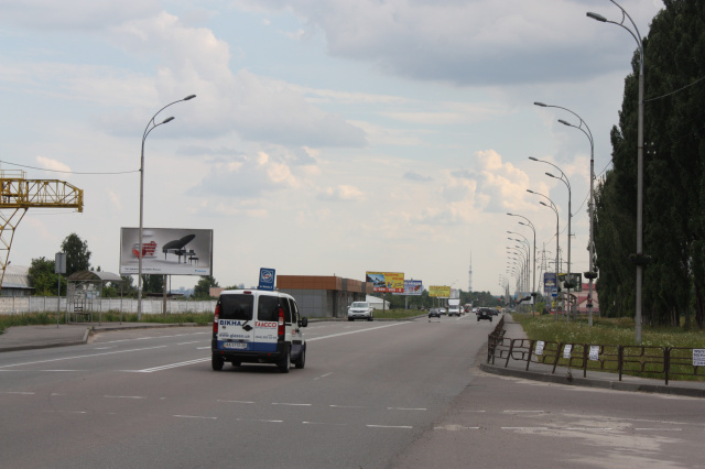 Billboard Vishgorod,  Naberezna -st.Sevcenka ( zupinka) napramok u Kiiv