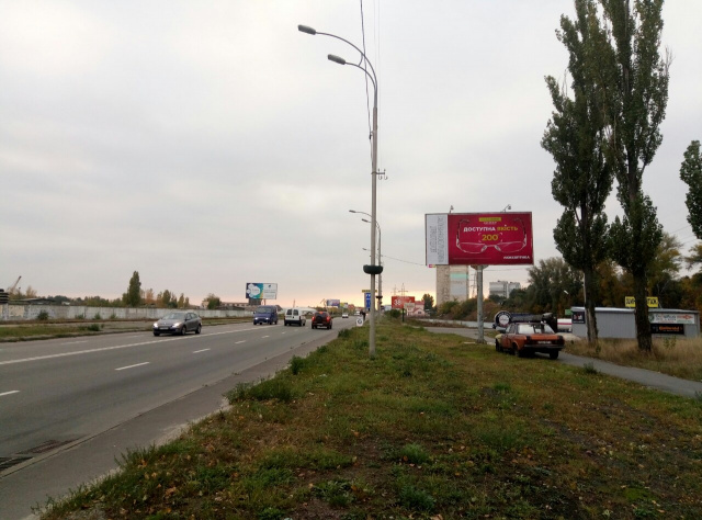 Billboard Vishgorod,  Naberezna, drugij vid povorotu na prospekt Sevcenka, 150m do zupinki "Kinoteatr MIR" naav. z Kieva