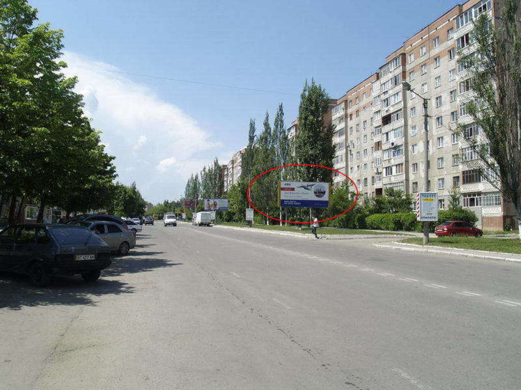 Billboard Ivano-Frankivsk,  Ivana Pavla II ( Budivel'nikiv )