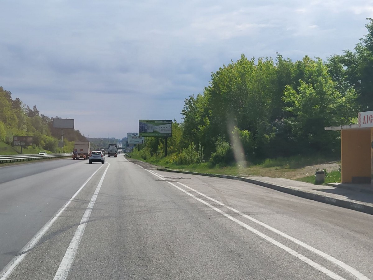 Билборд Стоянка,  Київ - Житомир,після зупинки  в напрямку Києва