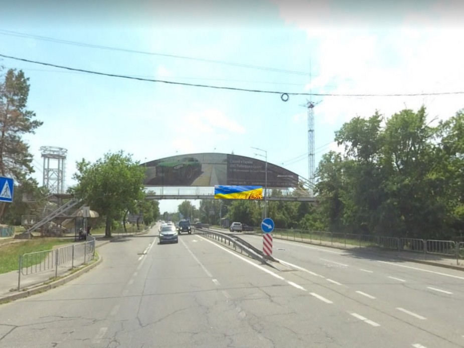 Non-standard Kyiv,  Stolicne sose, u napramku Kieva, st. Lisnica