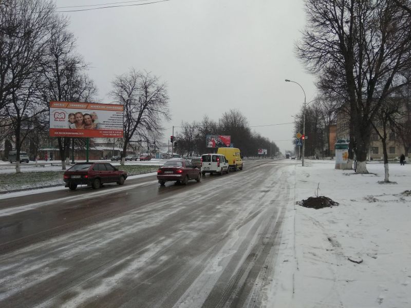 Billboard Kam'yanets-Podilsky,  av. Grusevs'kogo - st. Cervonoarijs'ka (na Hmel'nic'kij)