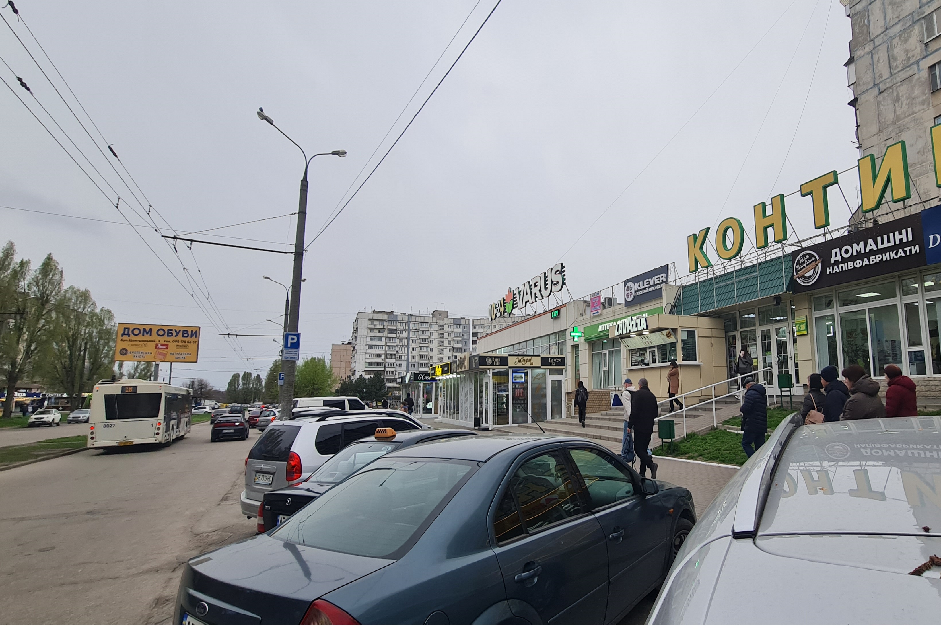 Билборд Запорожье,  вул.Товариська, 39 (розд.напроти «Варуса») -рух до вул.Д.Вишневецького (Ладозька)