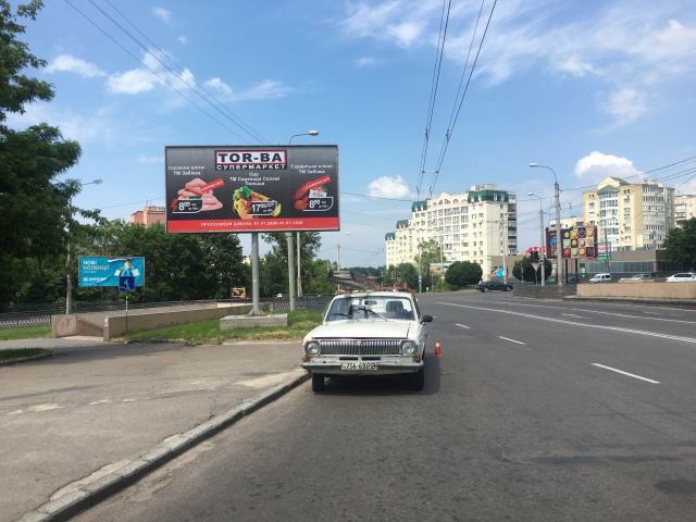 Billboard Rivne,  perehr. Bogoavlens'ka-Suhevica