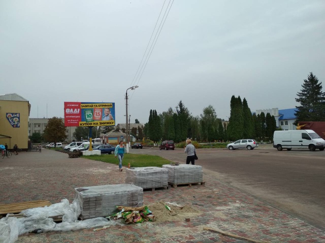 Билборд Пулины,  Пулини  в. Карла-Маркса 8, центр міста, ст.Б