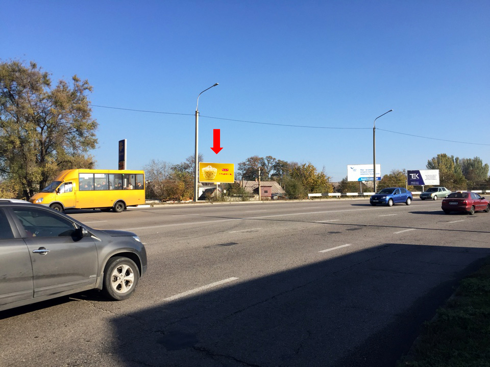Billboard Zaporizhzhya,  Ukrains'ka st., 58, bila AZS "Lukojl", v bik Motorobudivnikiv av. (kol. 8 Berezna st.)