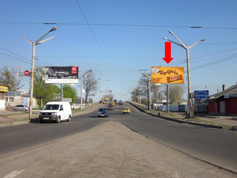 Billboard Cherkasy,  Himikiv av. / Smilans'ka st., bila avtomagazinu, v''izd na mist