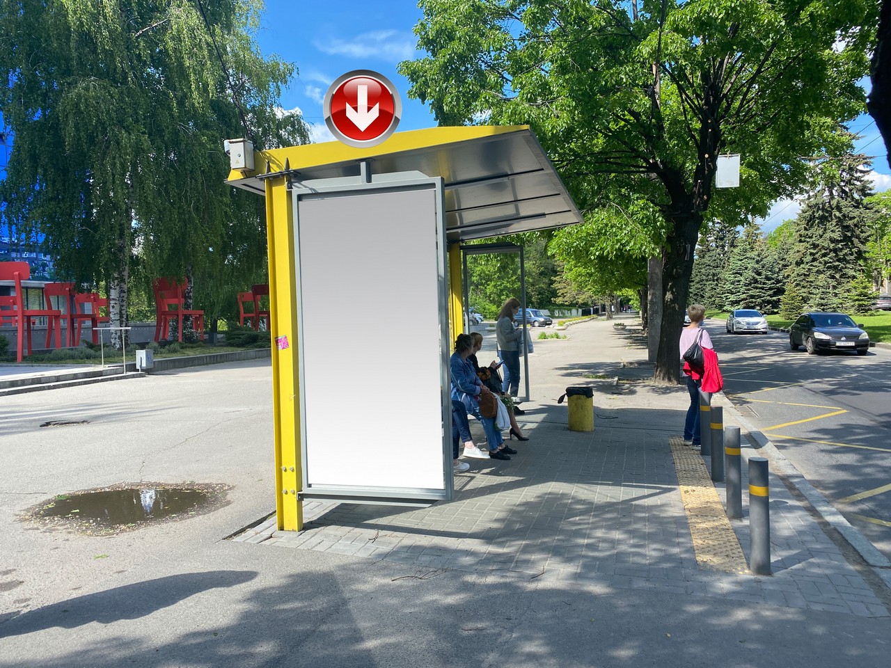 Non-standard Dnipropetrovsk,  Pr.Gagarina, bila bud.72, DNU im.O.Goncara