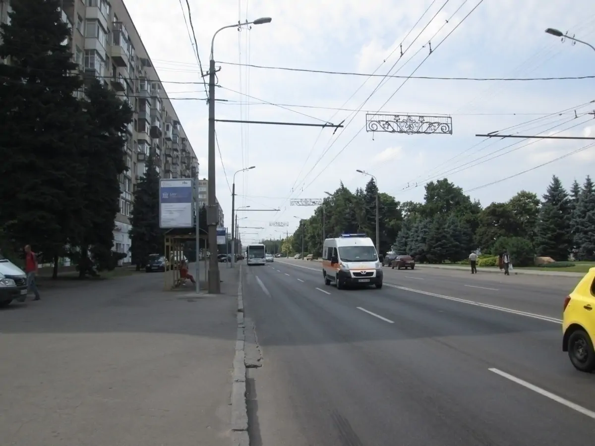 Сiтiлайт Дніпропетровськ,  ул.Січеславская Набережна, Фестивальний причал. Перехрестя з вул.Ливарною