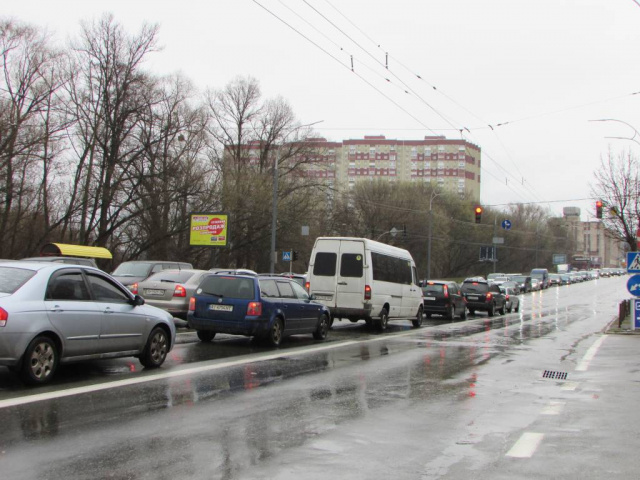 Scrolller, scroll Kyiv,  Valeria Lobanovs'kogo prospekt, svitlofor (navproti AZS "ANP")