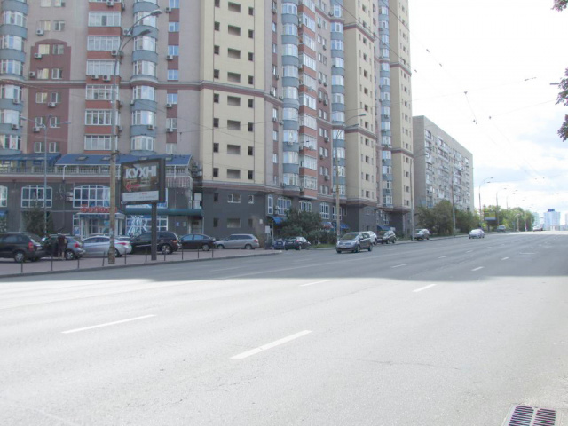Scrolller, scroll Kyiv,  Cornovola V'aceslava, 27 / Ricna (pisla 100 metriv vid perehresta z st.Ribalka, livoruc)