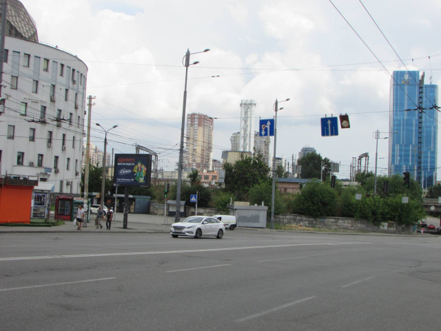 Scrolller, scroll Kyiv,  Vasila Lipkivs'kogo (navproti TRC Ul'tramarin)