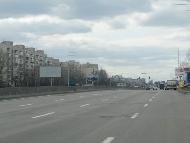 Billboard Kyiv,  Suhevica (Generala Vatutina) prospekt, 26-30