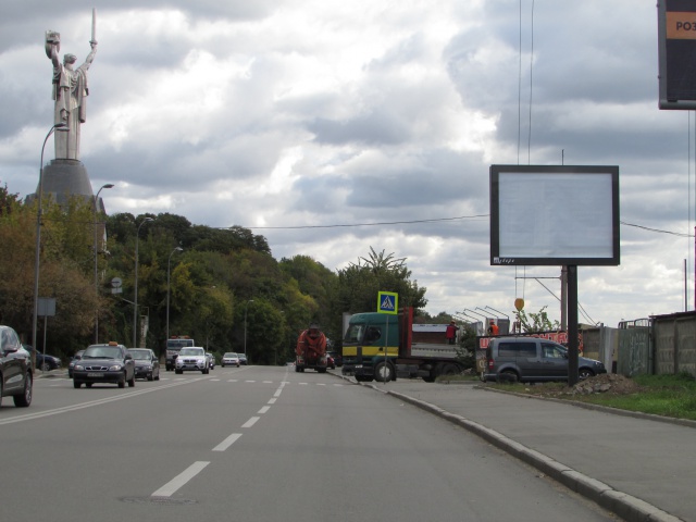 Скроллер Киев,  Старонаводницька, 40