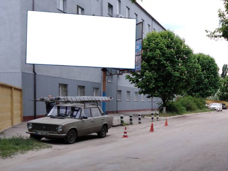Білборд, бігборд (борд)  Херсон,  Кут вул.Паровозна та вул.49Гв.Дивізії