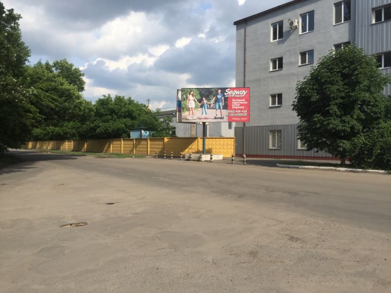 Білборд, бігборд (борд)  Херсон,  Кут вул.Паровозна та вул.49Гв.Дивізії