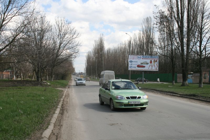 Billboard Kam'yanets-Podilsky,  st.Cehova bila v'izdu na teritoriu KEMZ