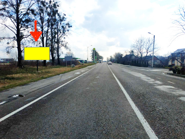 Billboard Soposhin,  s. Soposin, viizd z m. Zovkva v napramku m. L'viv, trasa L'viv- Rava-Rus'ka (M-09), porad AZK WOG, pisohidnij perehid svitlofor, zupinka grom. transportu