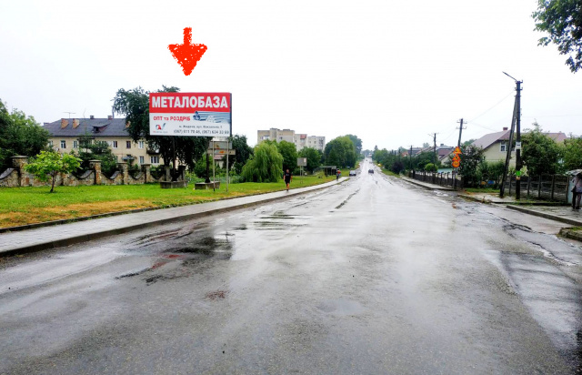 Білборд, бігборд (борд)  Жидачів,  м. Жидачів, вул. Данила Галицького, центральний виїзд на м.Ходорів, м.Тернопіль, на АЗК "ОККО"
