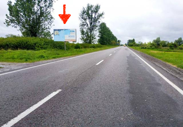 Билборд Жовква,  виїзд з м. Жовква в напрямку м. Рава - Руська, траса Львів- Рава-Руська (М-09), на кордон з Польщею + АЗС БРСМ