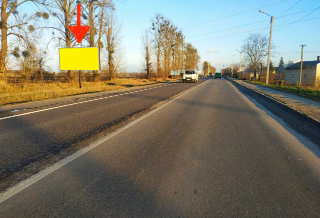 Billboard Soposhin,  s. Soposin, viizd z m. Zovkva v napramku m. L'viv, trasa L'viv- Rava-Rus'ka (M-09), porad AZK WOG, pisohidnij perehid svitlofor, zupinka grom. transportu
