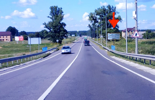 Билборд Броды,  м. Броди, вїзд в місто з сторони м. Львів, на м. Київ, траса Львів - Київ (Е-40) + АЗК ОККО.