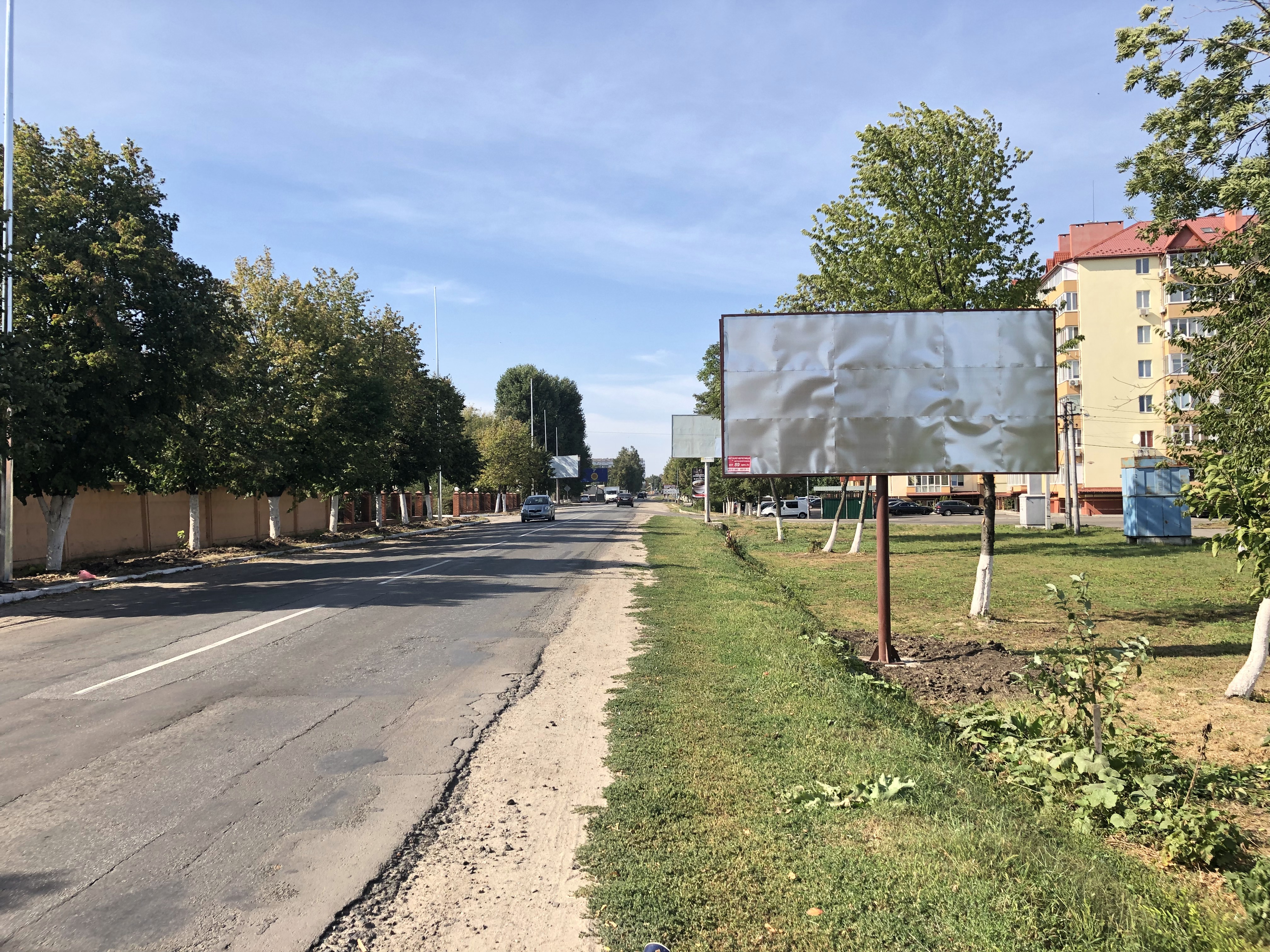 Білборд, бігборд (борд)  Чабани,  Вул. Машинобудівників навпроти ЖК "Піонерський 2"