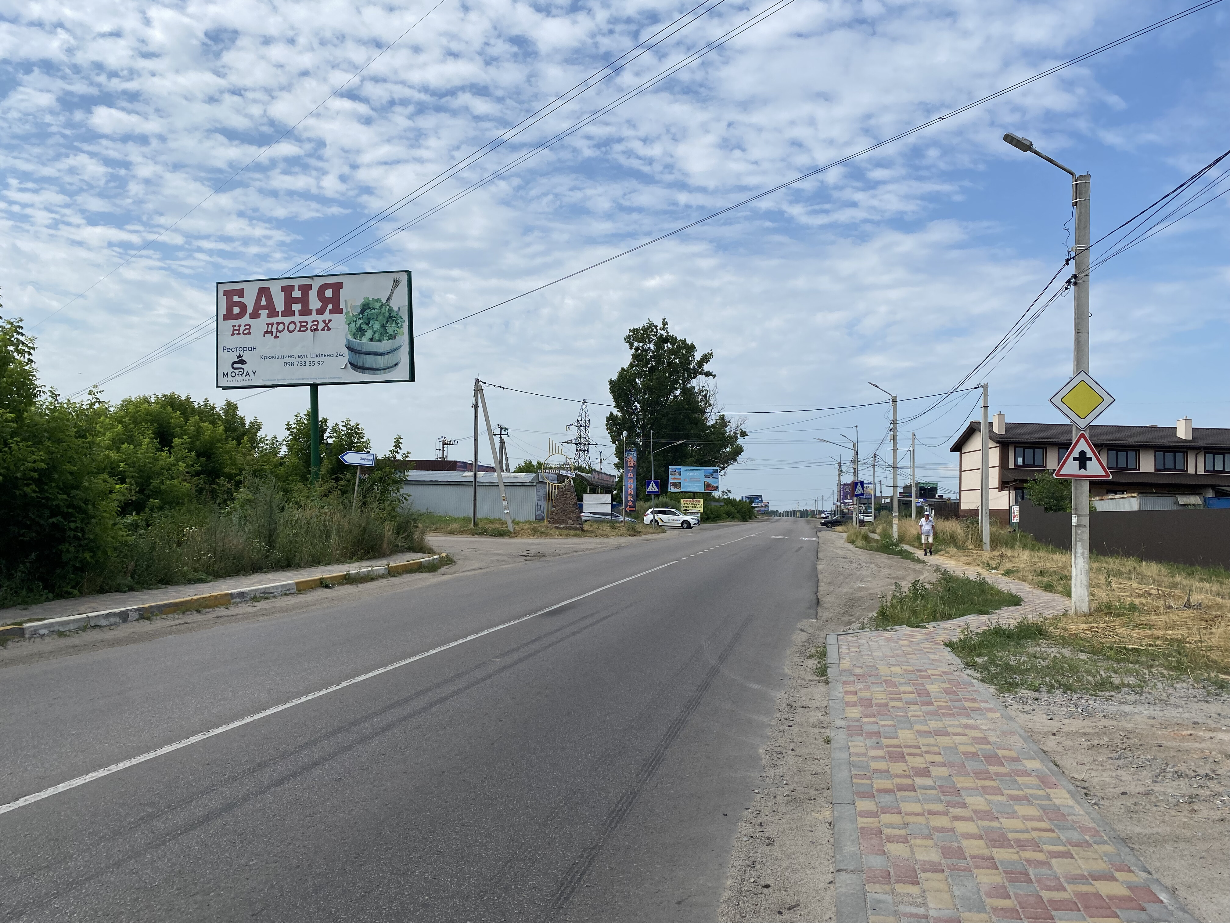 Billboard Kryukivshchyna,  St. Balukova , vozle restorana "Ryba Limon"