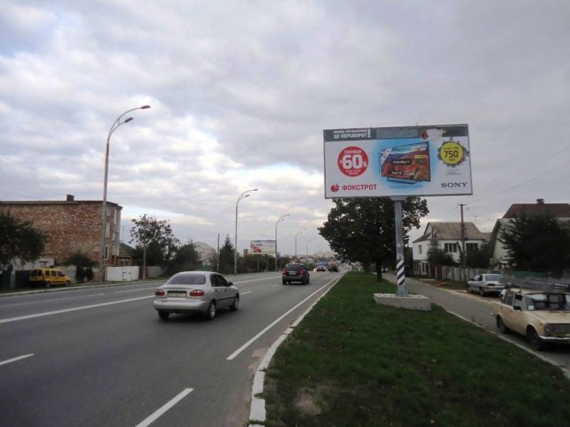 Билборд Бровары,  м.Бровари, вул.Київська, 40  (світлофор)
