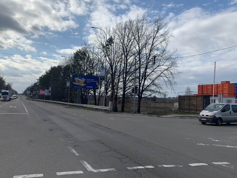 Билборд Буча,  м. Буча, вул. Нове шосе, 48 на світлофорі біля ТЦ "Епіцентр"
